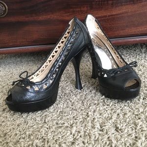 MK Women’s Pumps